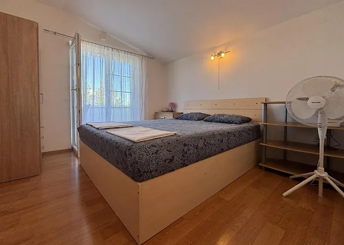 With Parking Space Lukoran, Ugljan - 25081 Lukoran